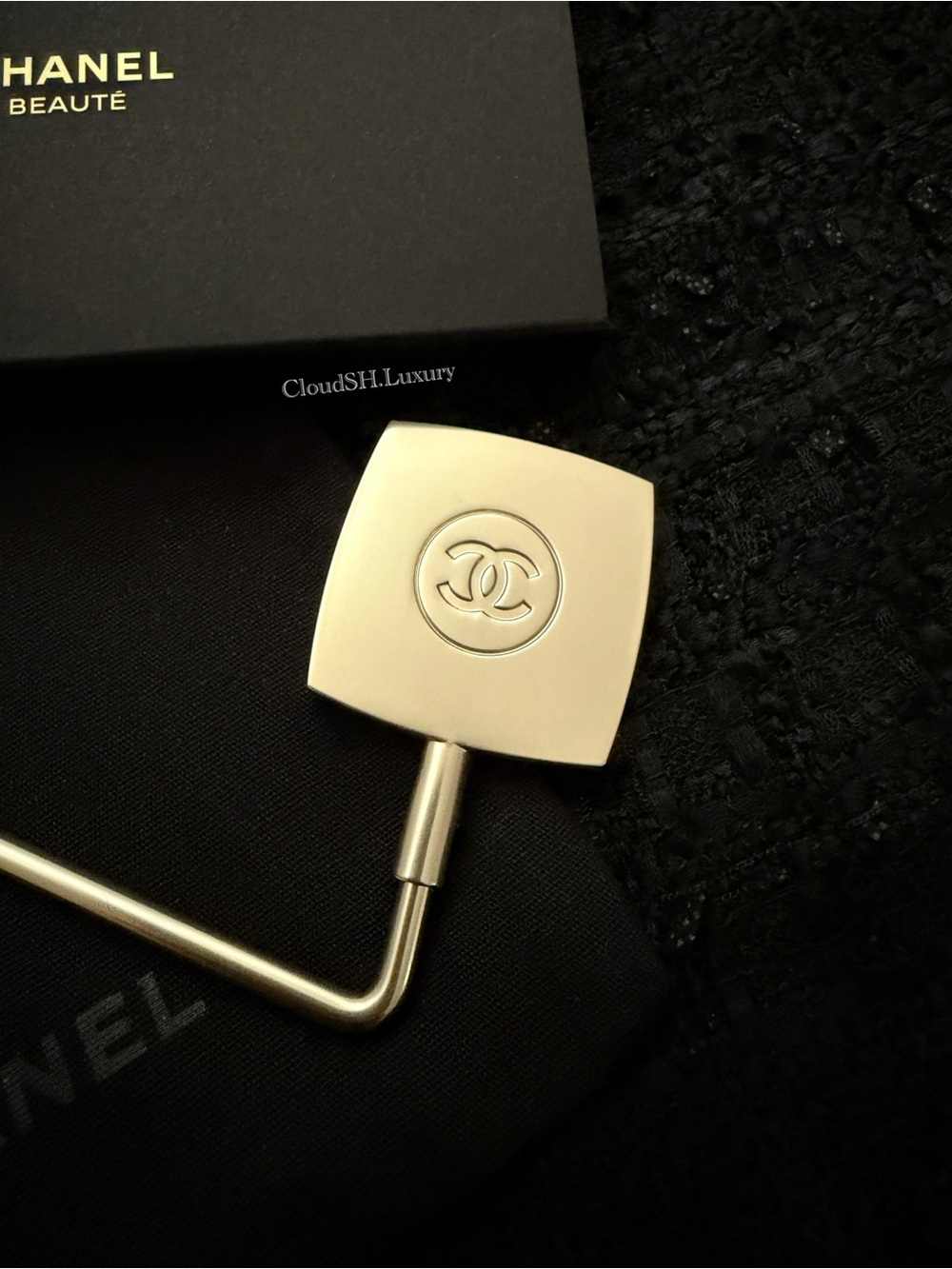 Auth Chanel Classic CC Logo Bag Holder Hook - Picture 2 of 4